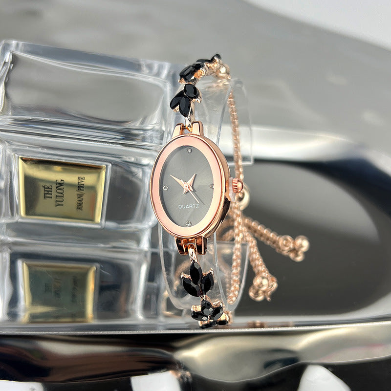 New Oval Bracelet Watch Mild Luxury Retro Exquisite Niche Women's Watch High-grade Quartz Watch