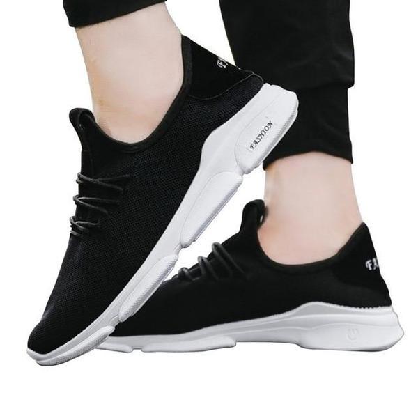 Sports and leisure running shoes